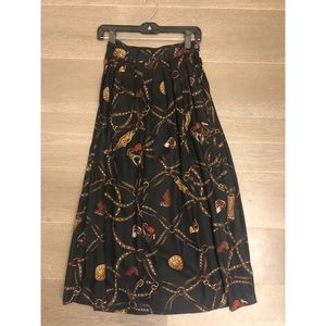 Vintage British Khaki Pleated Skirt Horse Print